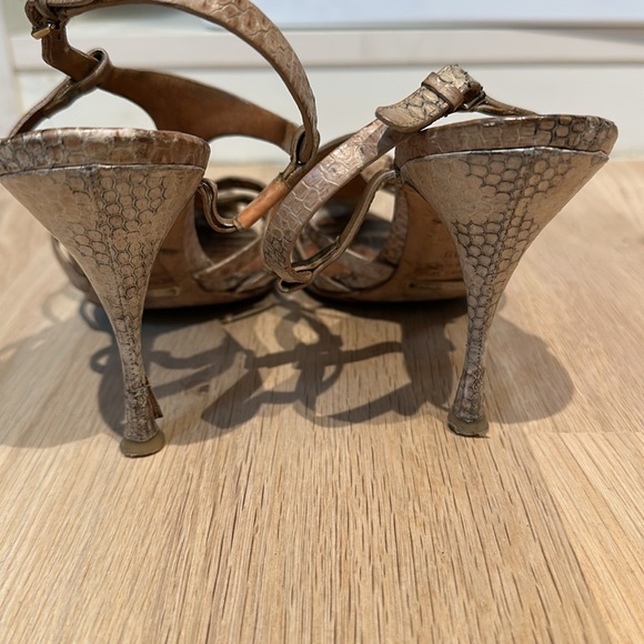 Dolce&Gabbana nude snakeskin cage front heels with stud detail. - Picture 8 of 8